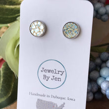 Load image into Gallery viewer, Crackle Stud Earrings (2 color options)