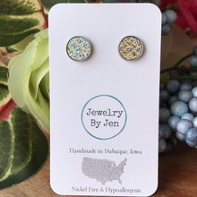 Load image into Gallery viewer, Crackle Stud Earrings (2 color options)