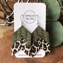 Load image into Gallery viewer, Braided & Cheetah Double Chevron (2 color options)